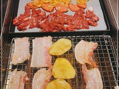 -张牌牌·东北烤肉小吃市集(金楠天街店)