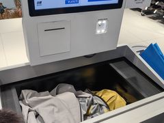 -迪卡侬(环球港店)