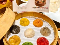 -乐忻皇朝(上海中心大厦店)