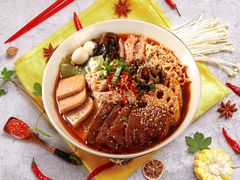 -三顾冒菜·麻辣烫(万达店)