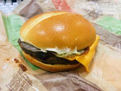 经典安格斯厚牛堡（原味/天椒）-汉堡王(大连柏威年餐厅店)