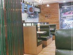 卡座-佰搭果·广式茶餐厅(石牌东路店)