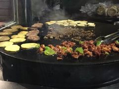 -炙热童年·老北京炙子烤肉(南锣鼓巷店)