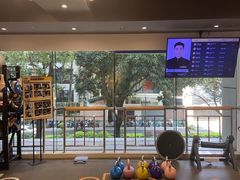 -超鹿运动(达信大厦店)
