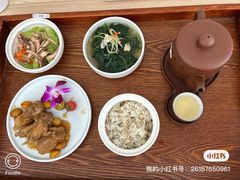 -雪梅月子中心(华侨城店)