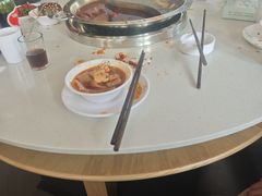 -茅草房·河畔园林火锅