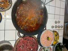 -旧街市鲜货老火锅(大光路店)