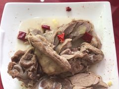 -穆豪麦蒸碗羊羔肉