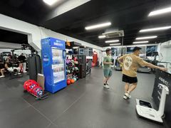 -坚果健身24小时工作室(定西路店)