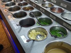 自助调料区-小龙坎老火锅(北京三里屯店)