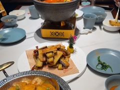-老周家酱卤猪蹄私房菜(克拉玛依西街店)