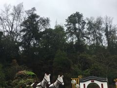 -广州莲花山旅游区