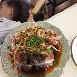点了一个4-5人餐、有点多没还没有下烫菜就吃饱了
