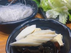 -呷哺呷哺(万达新世界店)