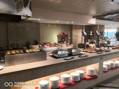 自助取餐区-亿民平安国际大酒店西餐厅(彩田北路店)