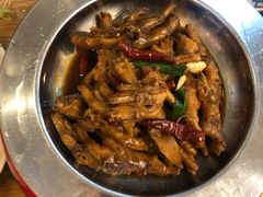 -鲁小三·大骨自助(金山总店)