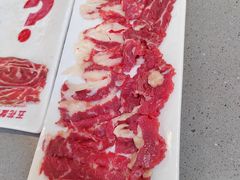 现切吊龙肉-为什么牛潮汕牛肉火锅(中信广场店)