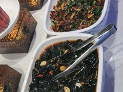 -山里屯铁锅炖·东北菜(康桥店)