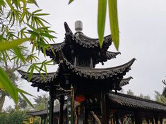 -钟书阁(珍园店)
