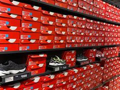 -NIKE上海青浦优选体验店