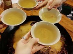 -岗上渣渣老火锅(两路口店)