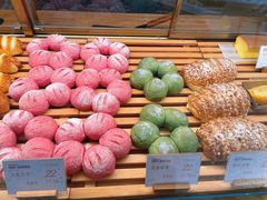 火龙果之子-木子木水日式烫面包(世界城光谷店)