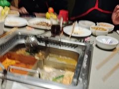 -海底捞火锅(让胡路万达店)