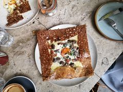 鸡蛋蘑菇熏肉荞麦可丽饼-RAC BAR(安福路店)