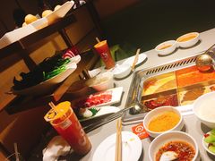 -海底捞火锅(金山百联店)