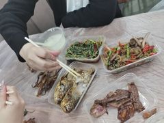 -蓝精灵饺子店