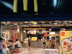 -麦当劳(中山公园龙之梦店)