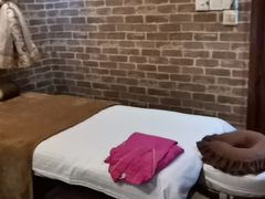 -莱蔻·圣灸堂·推拿艾灸(天山店)