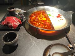 -湊湊火锅·茶憩(杭州湖滨银泰in77店)