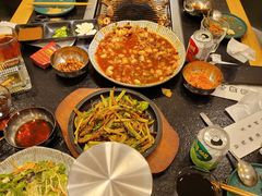 -臻牛烤肉