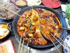 -冯校长老火锅(中联广场店)
