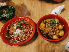-拐枣巷小串串(财大店)