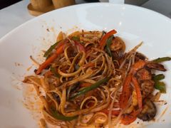 -MONICH牛排融合餐厅(和义大道购物中心店)