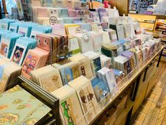 -猫的天空之城概念书店(杭州南宋御街店)