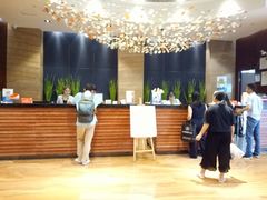 -武汉光谷广场杨家湾地铁站怡程酒店