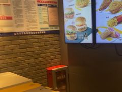 -麦当劳(伟城广场店)