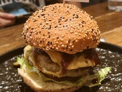 夏威夷双层击碎汉堡-FAT COW(静安寺店)