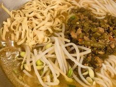 -妈妈故事米线(市府恒隆店)