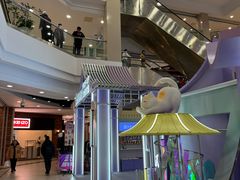 -燕莎奥特莱斯购物中心