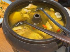 -云海肴·汽锅鸡·云南菜(天山百盛优客店)