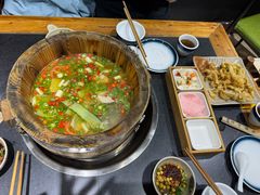 -秋语木桶鱼.酸菜鱼(开发区火车站店)