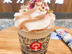 春日桃桃-霸王茶姬(建邺万达广场店)