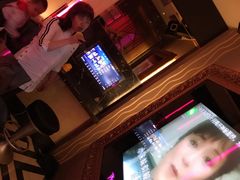 -温莎KTV(珠江路店)