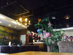 -路漫漫·西餐·咖啡·煲仔(奥克斯广场店)