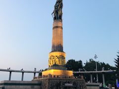 -人民防洪胜利纪念塔