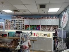 -上海路易十四芭蕾良品舞蹈用品店(美丽华商务中心店)